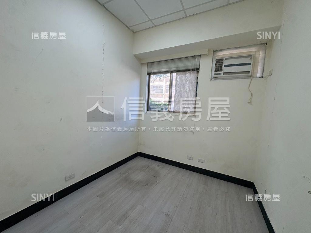 深坑邊間金店面稀有釋出房屋室內格局與周邊環境