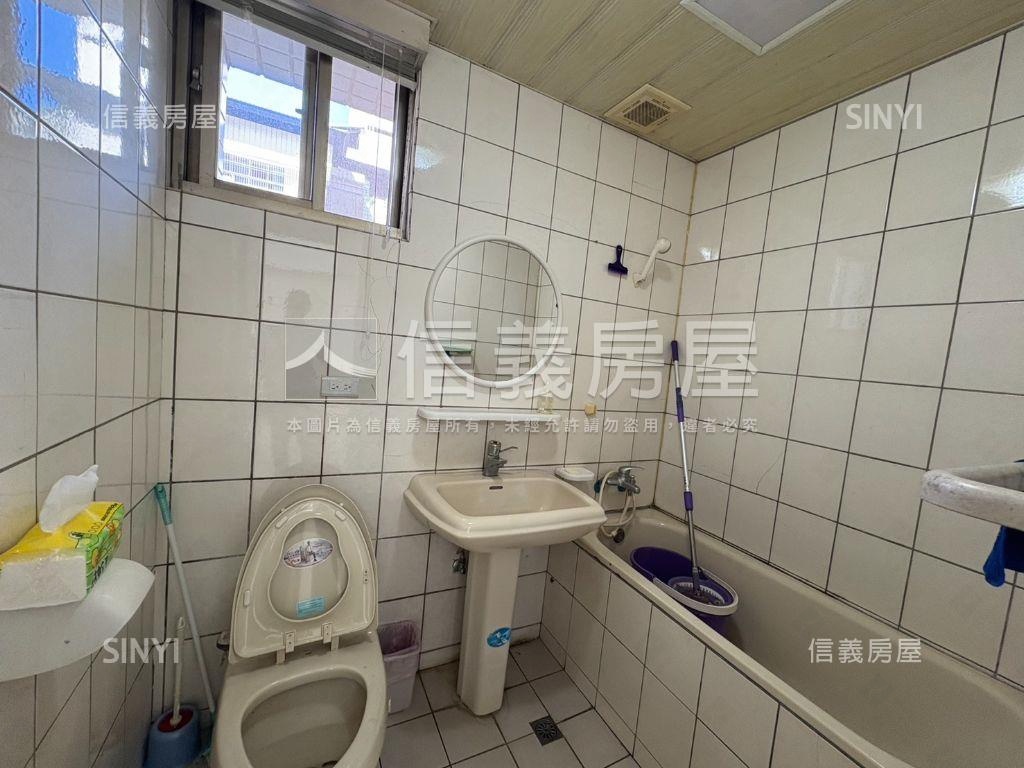 深坑邊間金店面稀有釋出房屋室內格局與周邊環境