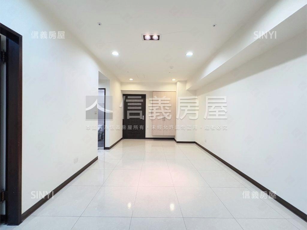 稀有幸福市２房車位房屋室內格局與周邊環境