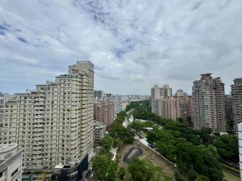 河堤邊間三房高樓景觀