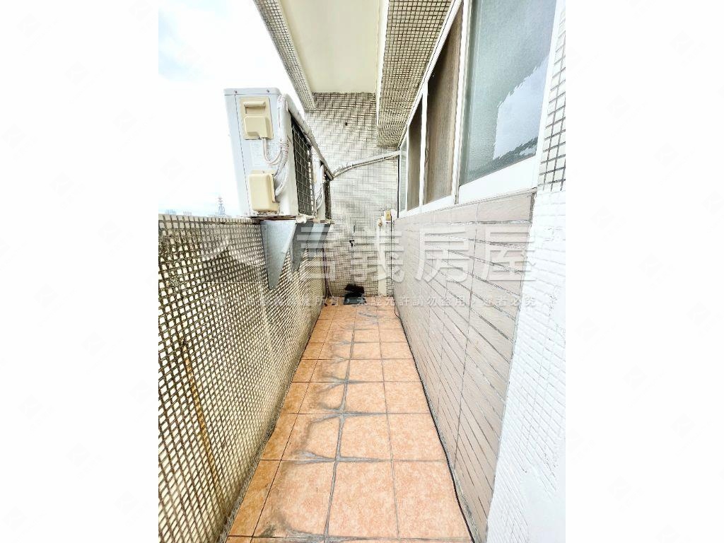 近文創園區低總價三房房屋室內格局與周邊環境