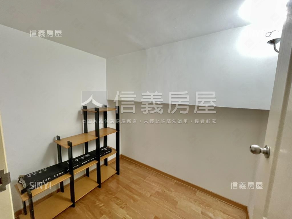 邊間綠寶石溫馨１＋３美宅房屋室內格局與周邊環境