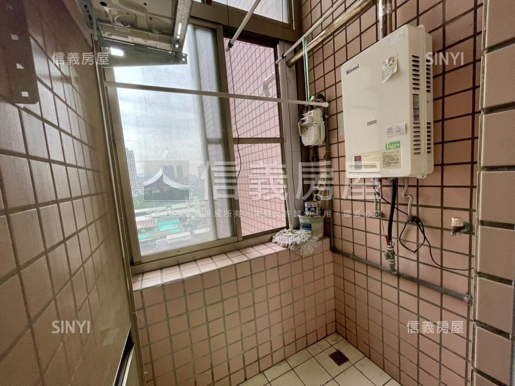 邊間綠寶石溫馨１＋３美宅房屋室內格局與周邊環境