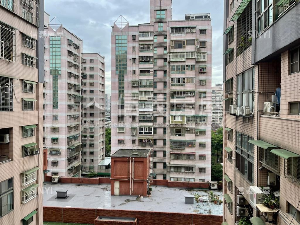 邊間綠寶石溫馨１＋３美宅房屋室內格局與周邊環境