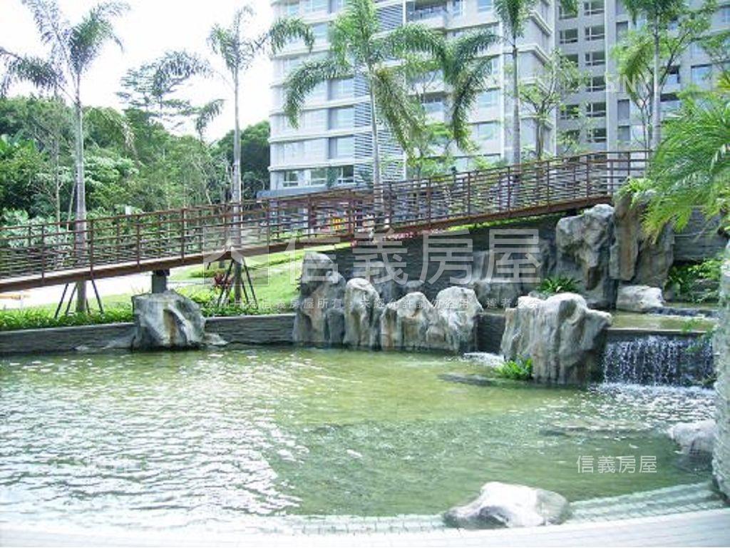 台北人次高樓兩房車位房屋室內格局與周邊環境