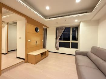 台北人次高樓兩房車位