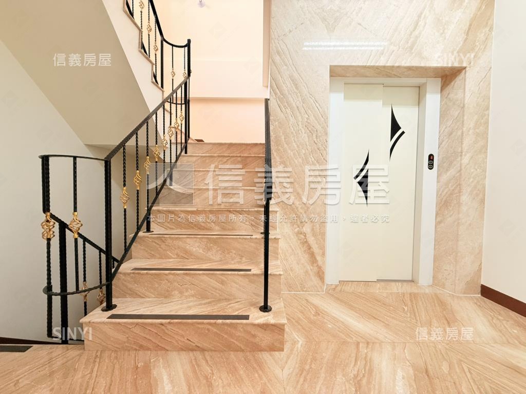 校園首排電梯透天店面房屋室內格局與周邊環境