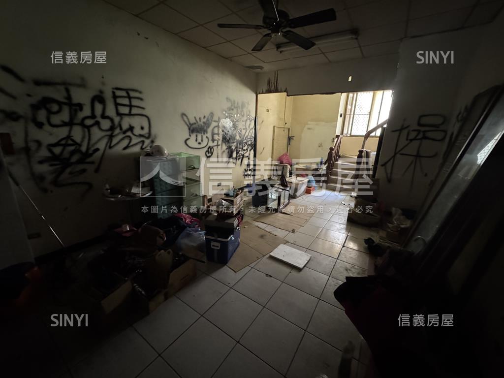 狀元及第近市場金店面房屋室內格局與周邊環境