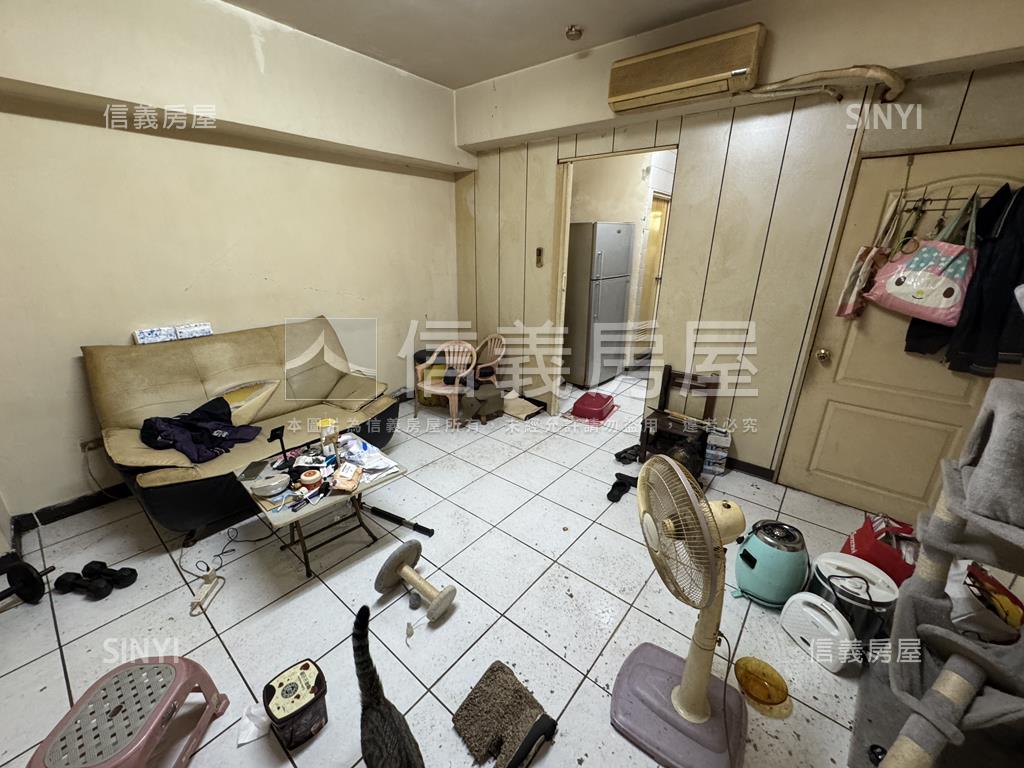 狀元及第近市場金店面房屋室內格局與周邊環境