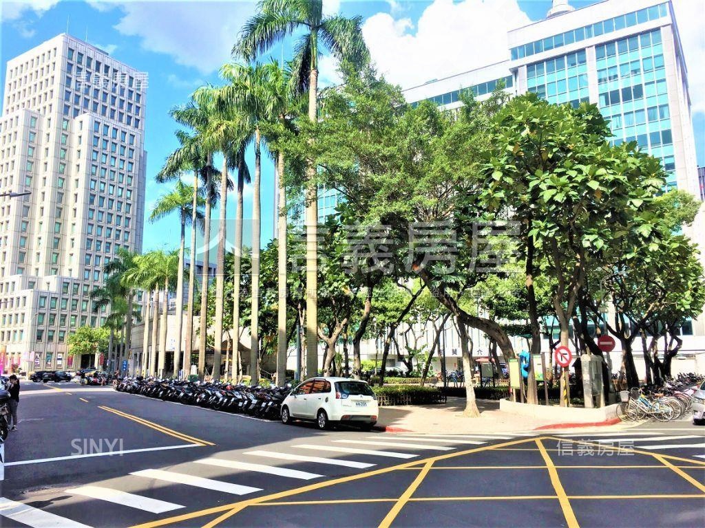 ＳＣ低總兩房●忠孝新生房屋室內格局與周邊環境