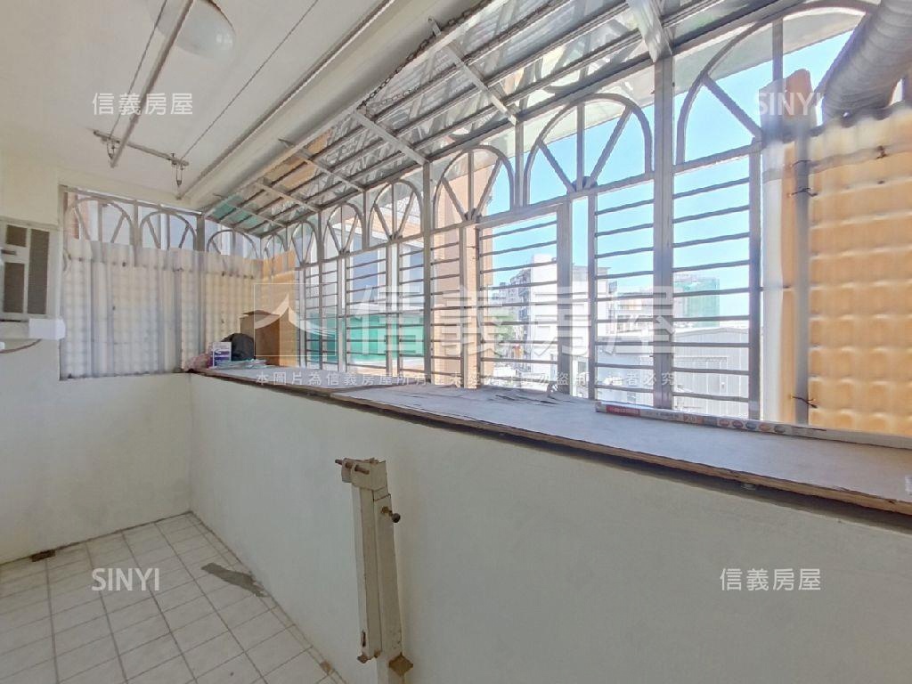 得意人生四房平面車位房屋室內格局與周邊環境