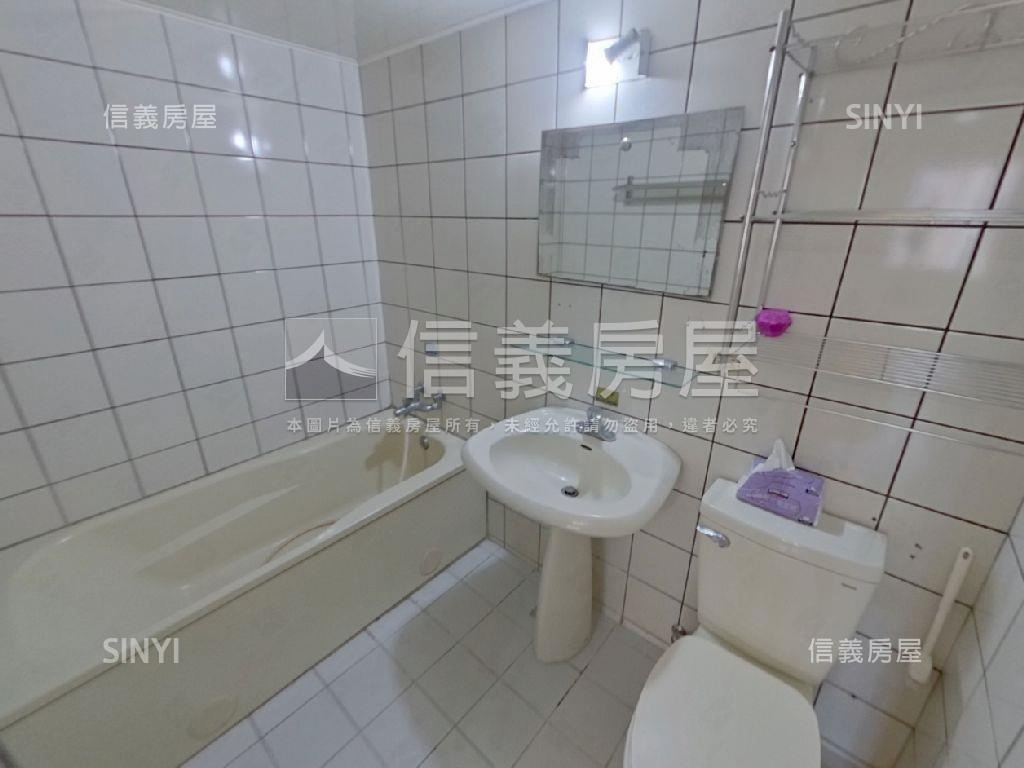 得意人生四房平面車位房屋室內格局與周邊環境