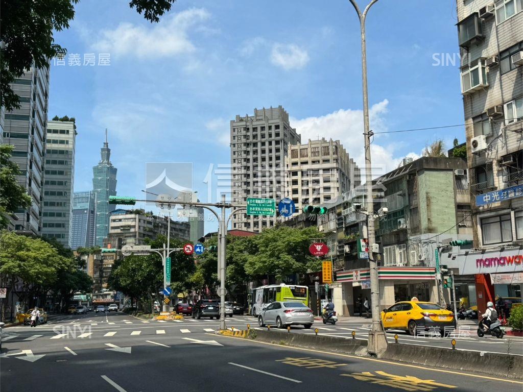 忠孝東路捷運帷幕金店面房屋室內格局與周邊環境