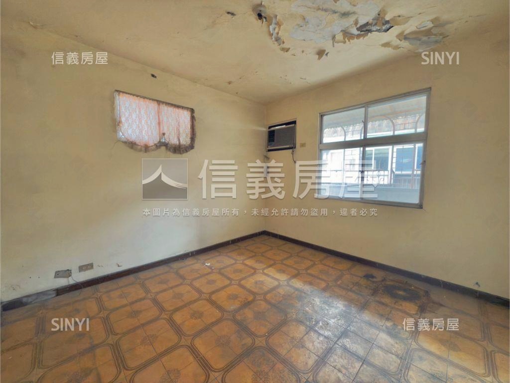 安民邊間頂樓兩房房屋室內格局與周邊環境