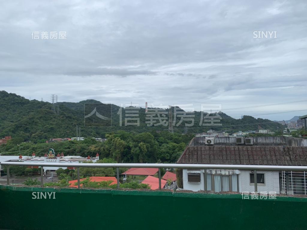 新北市新店區玫瑰中國城大空間 總價1580萬 立即了解更多資訊