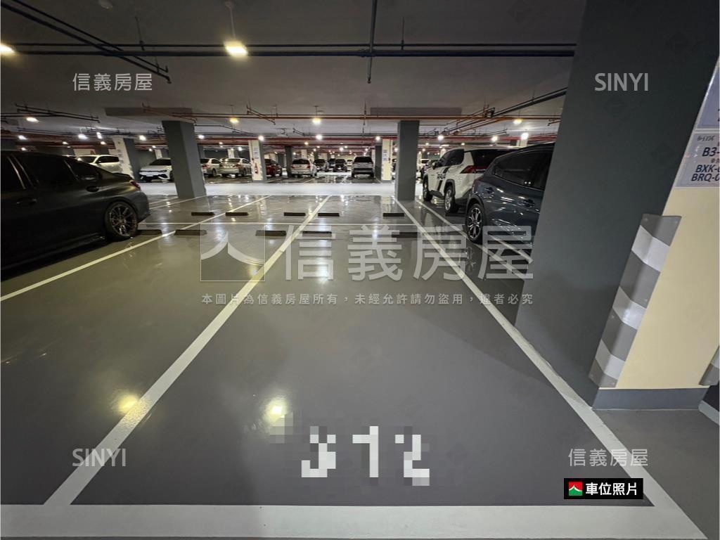 夢幻誠邊間急售房三房平車房屋室內格局與周邊環境