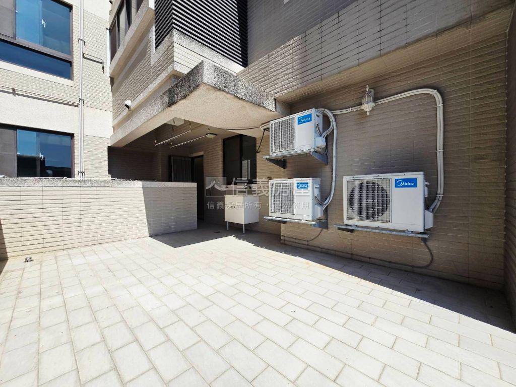 爽文路大三房雙車位露台戶房屋室內格局與周邊環境