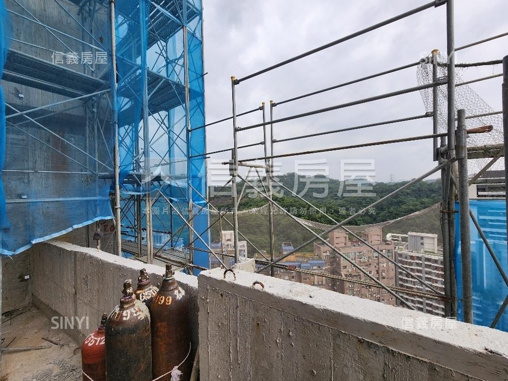 宏築信義Ｂ１高樓房屋室內格局與周邊環境