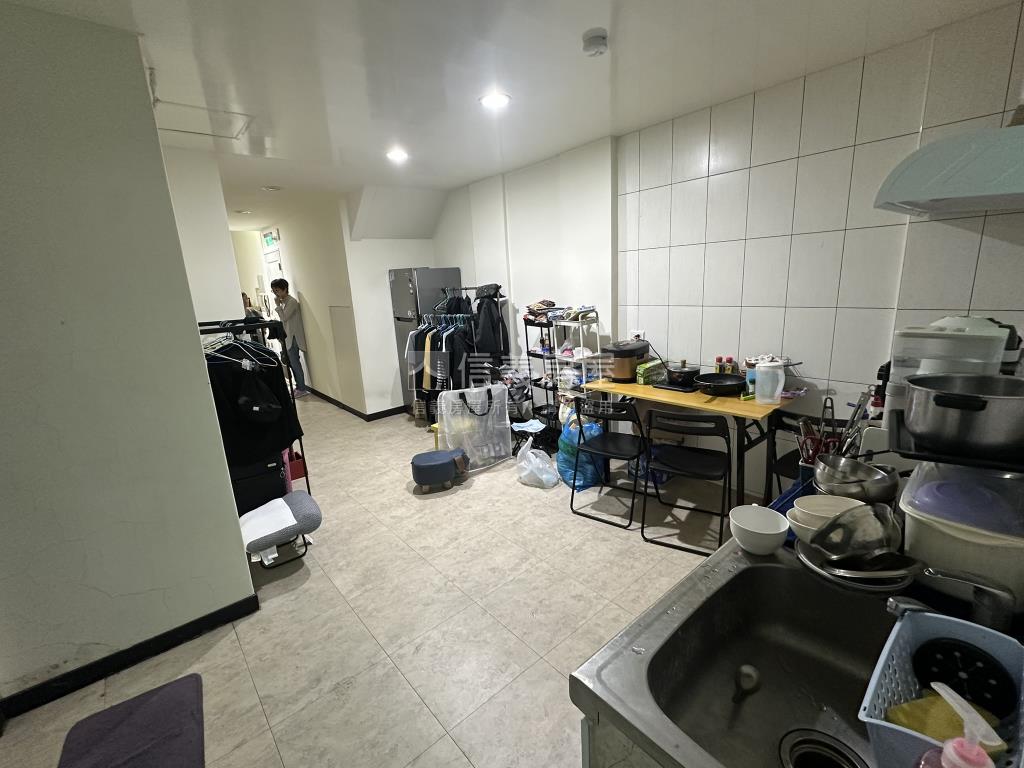 商三大土地透天房屋室內格局與周邊環境