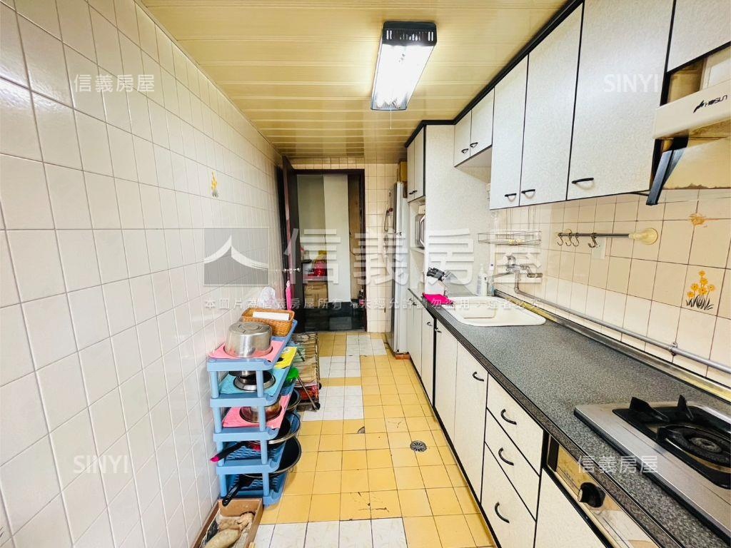 正文德路華廈房屋室內格局與周邊環境