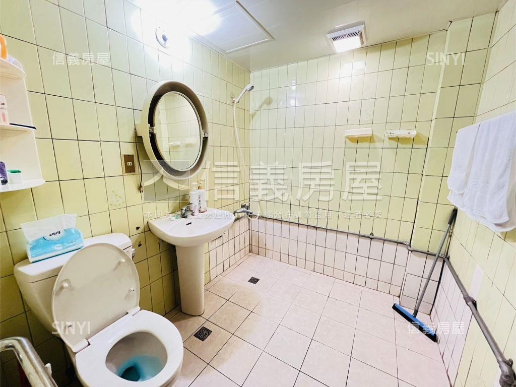 正文德路華廈房屋室內格局與周邊環境