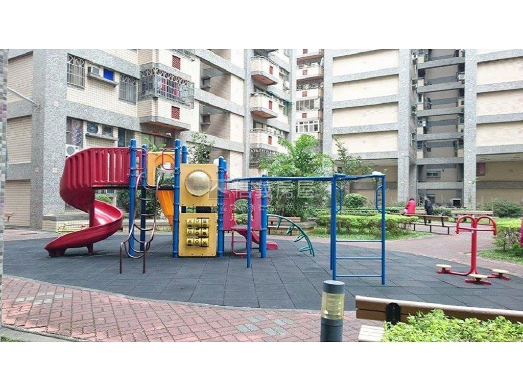 虎嘯中村高樓層三房房屋室內格局與周邊環境