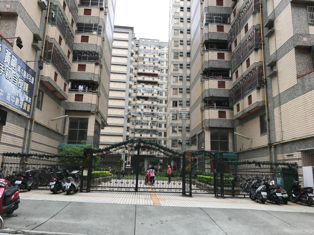 虎嘯中村高樓層三房房屋室內格局與周邊環境