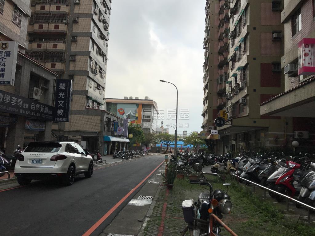 虎嘯中村高樓層三房房屋室內格局與周邊環境