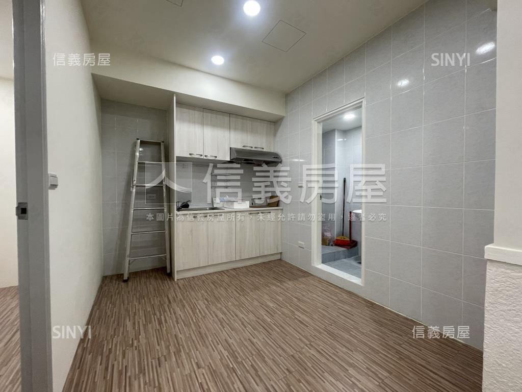 正義映月‧雙層公寓房屋室內格局與周邊環境