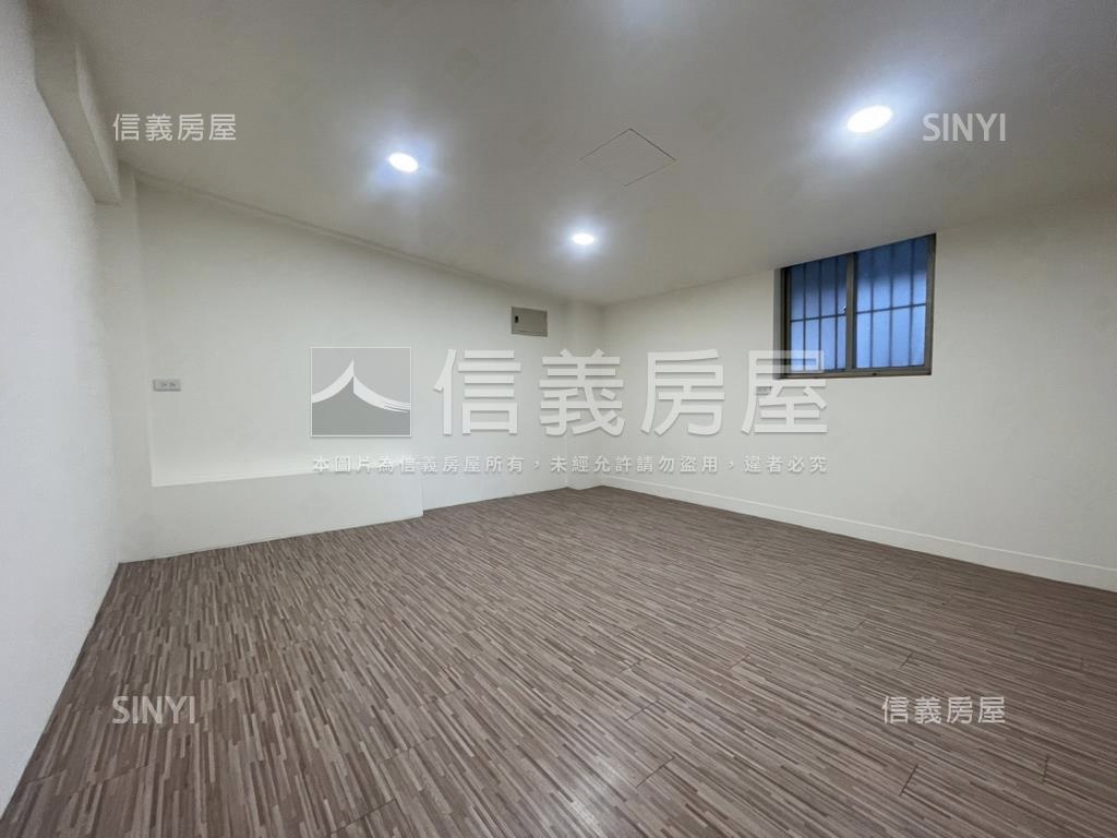 正義映月‧雙層公寓房屋室內格局與周邊環境