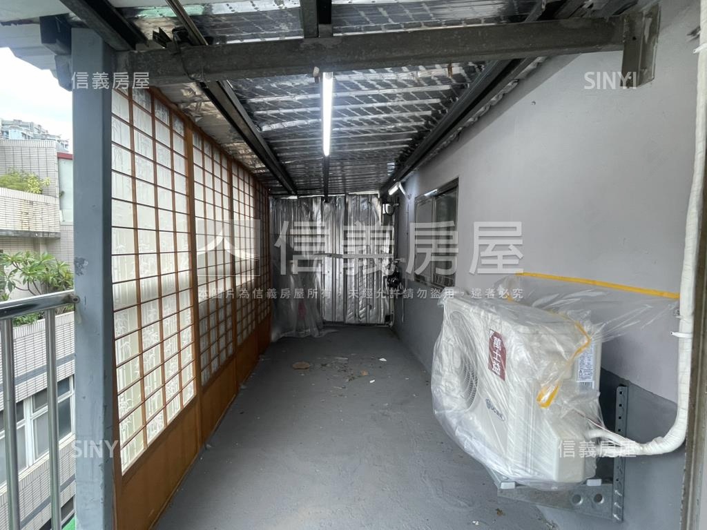 正義映月‧雙層公寓房屋室內格局與周邊環境