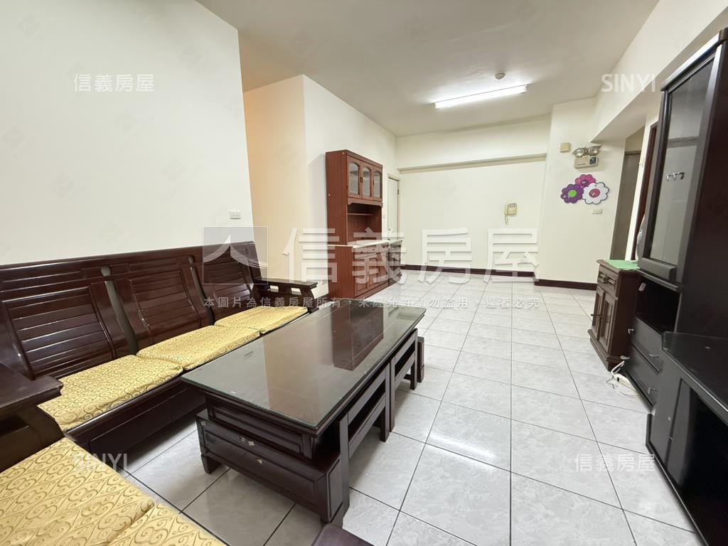 光大國宅。邊間大陽台房屋室內格局與周邊環境