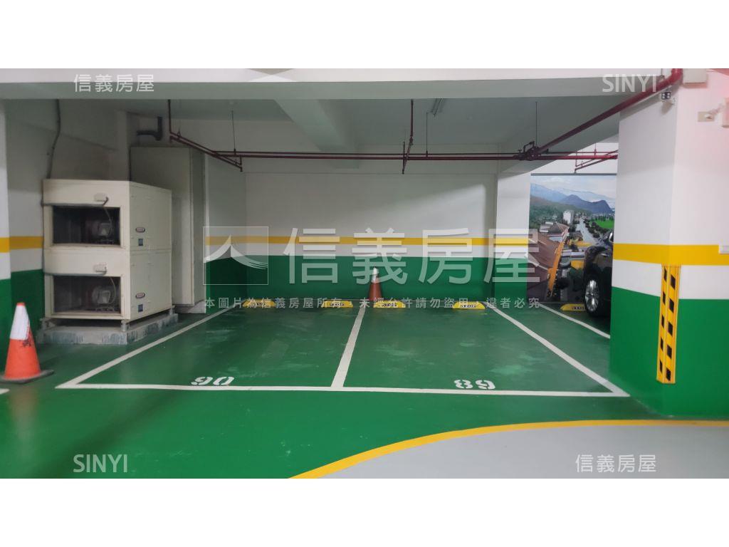 微風店面房屋室內格局與周邊環境