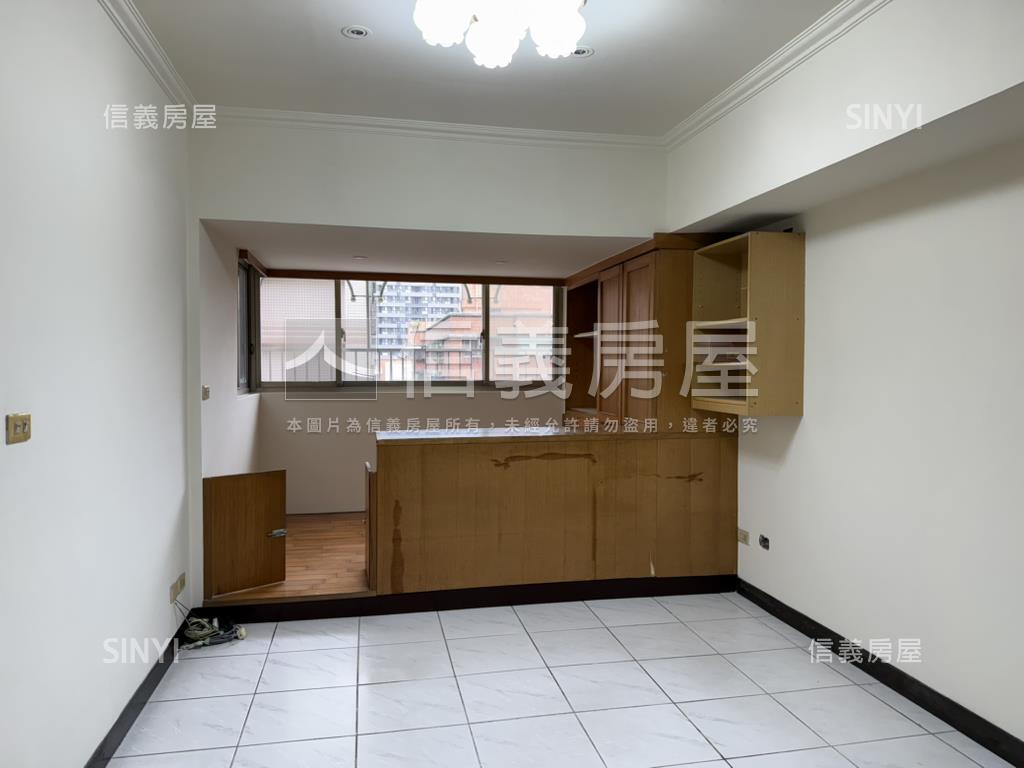 童話景觀榮富二房房屋室內格局與周邊環境