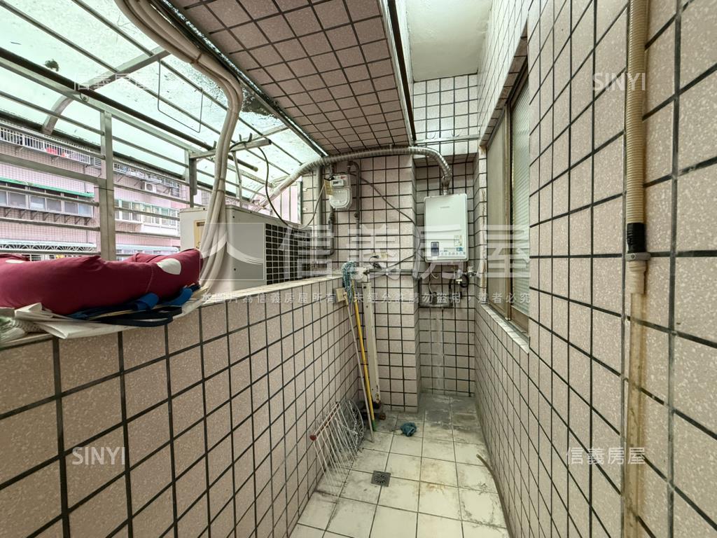 童話景觀榮富二房房屋室內格局與周邊環境