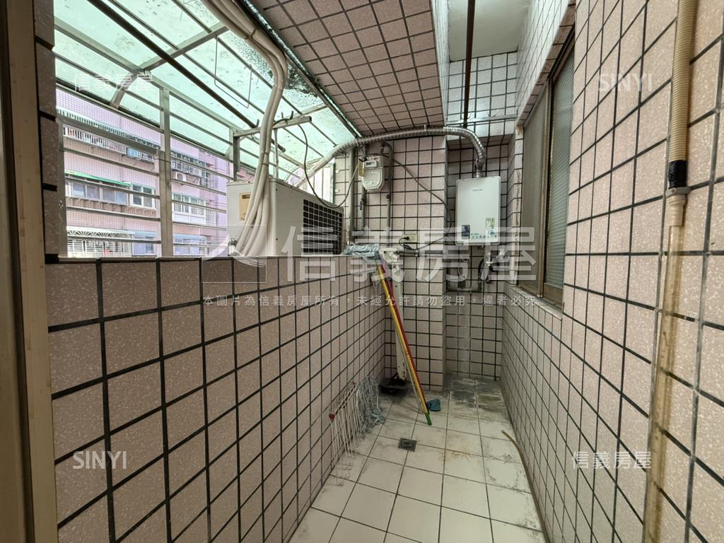 美麗童話故事景觀二房房屋室內格局與周邊環境