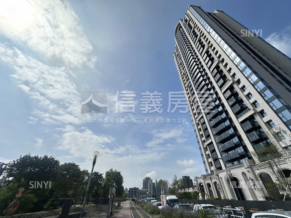 雙橡園２９２５先看這間房屋室內格局與周邊環境