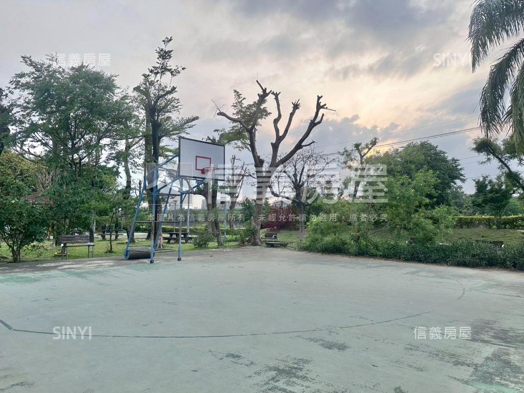 好來一街臨路透天房屋室內格局與周邊環境