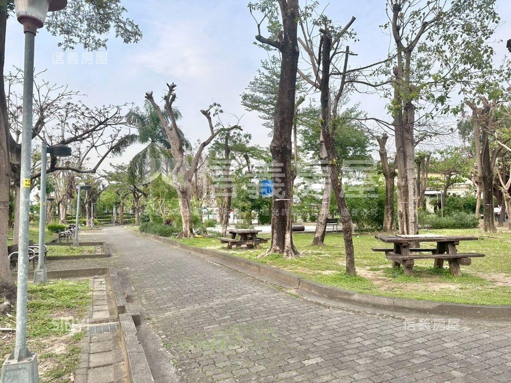 好來一街臨路透天房屋室內格局與周邊環境