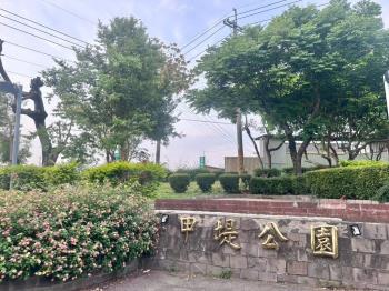 好來一街臨路透天