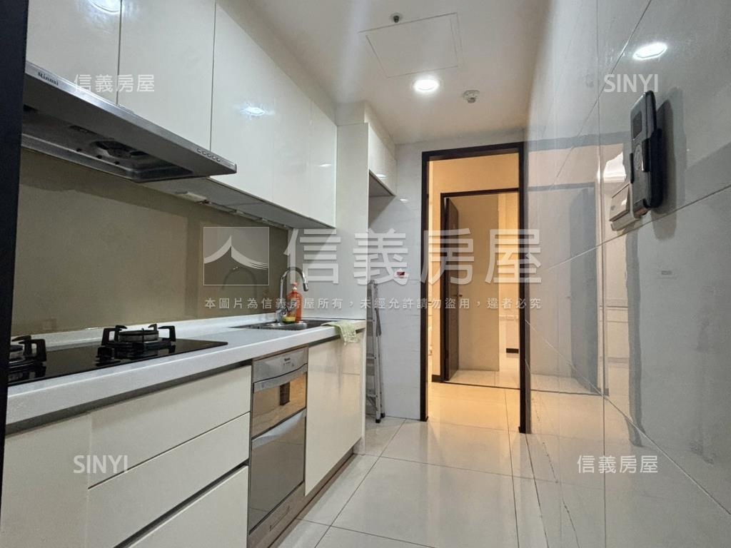 大河公園兩房車位房屋室內格局與周邊環境