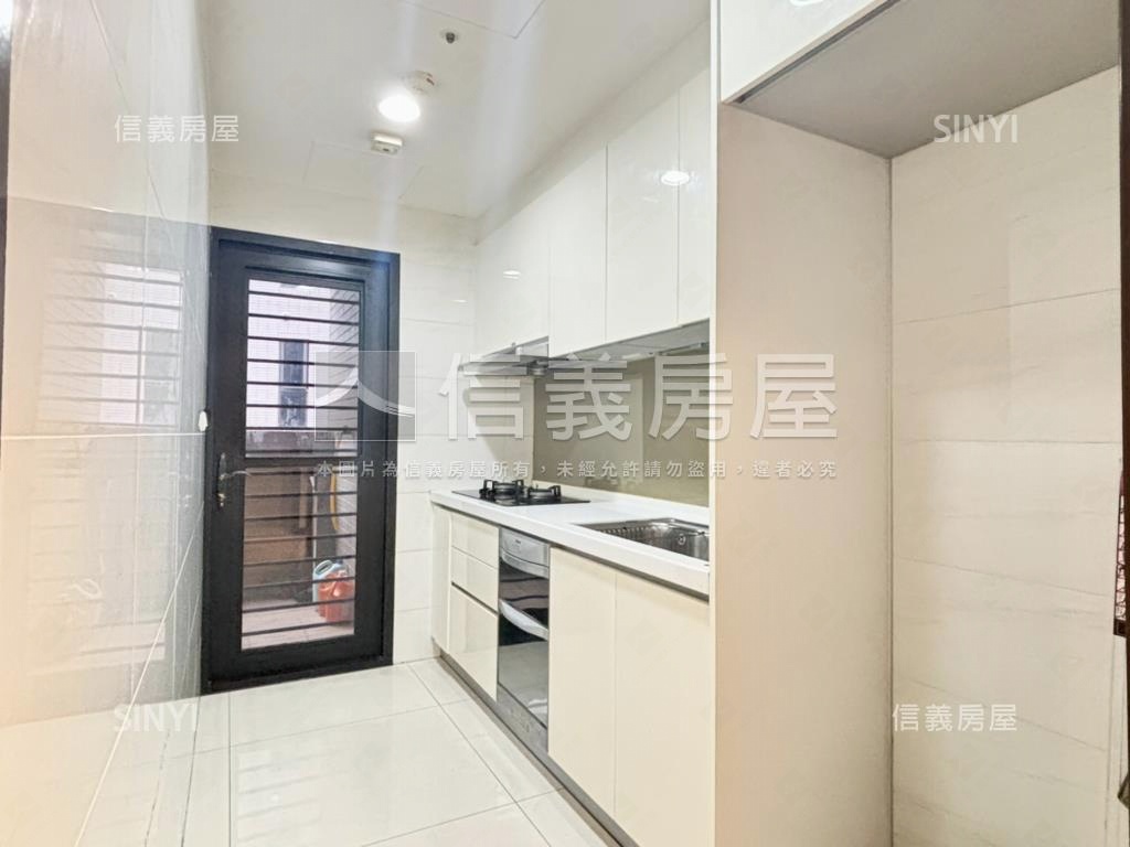 大河公園兩房車位房屋室內格局與周邊環境