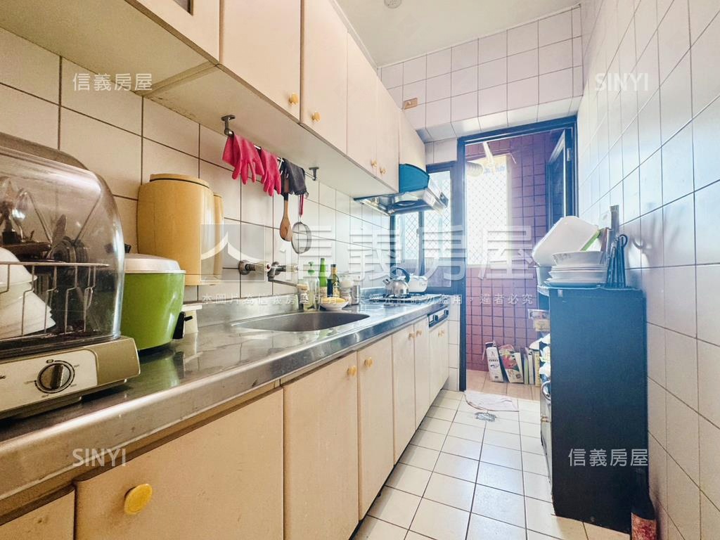 近南紡金龍花園３房１室房屋室內格局與周邊環境
