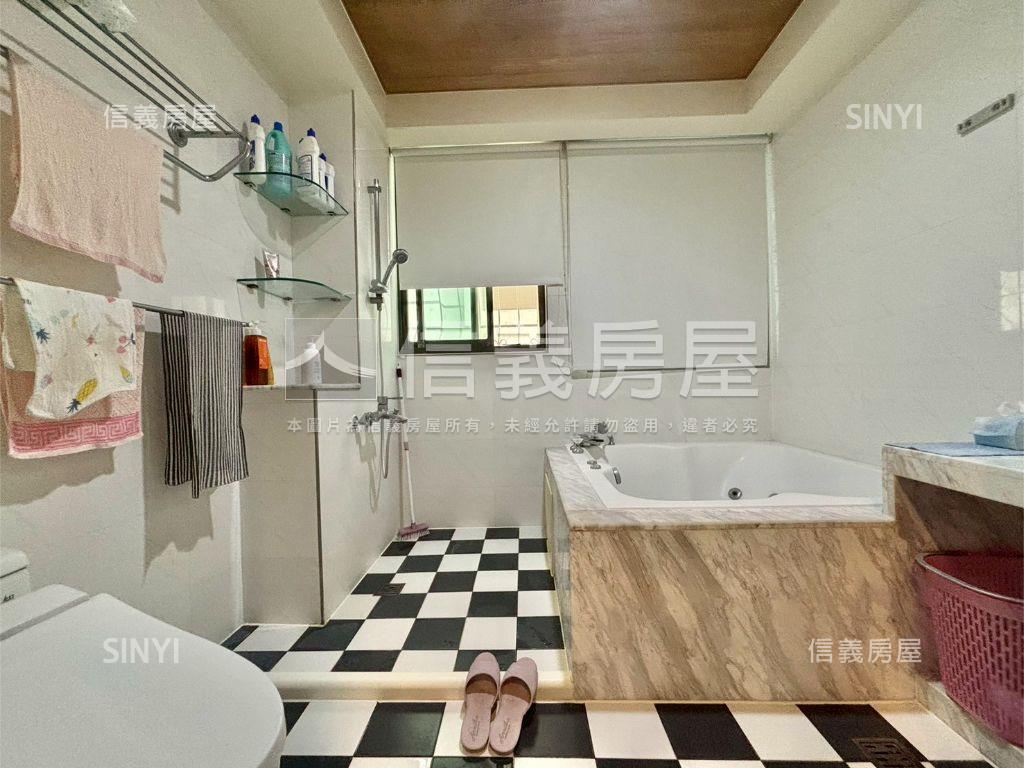 美術館邊間稀有車墅房屋室內格局與周邊環境