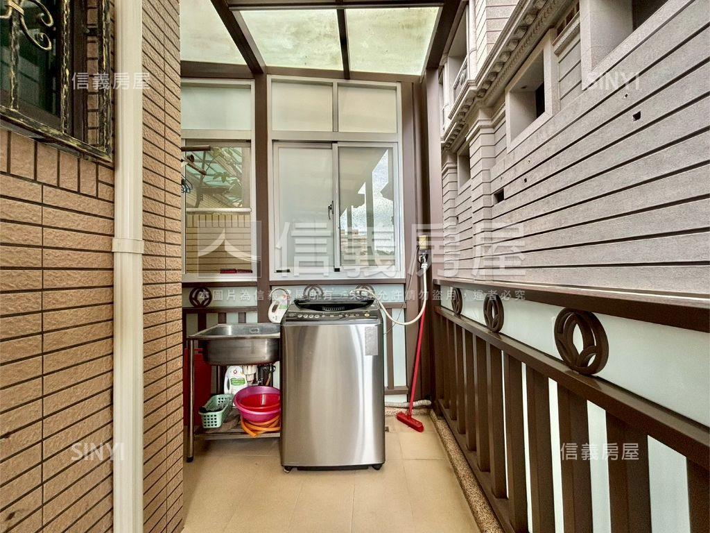 美術館邊間稀有車墅房屋室內格局與周邊環境