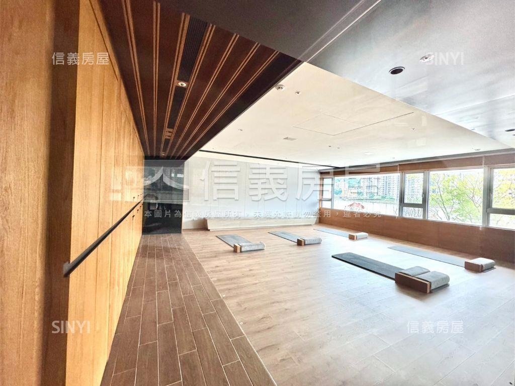 忠泰湛新成屋方正大三房房屋室內格局與周邊環境