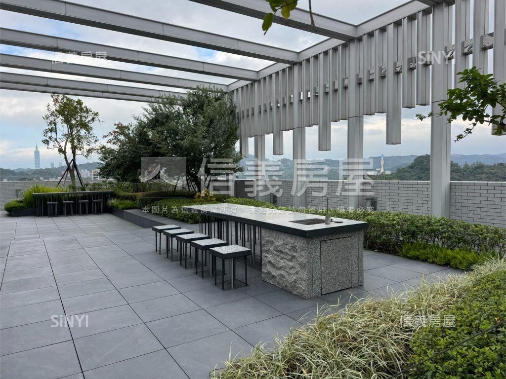 忠泰湛新成屋方正大三房房屋室內格局與周邊環境