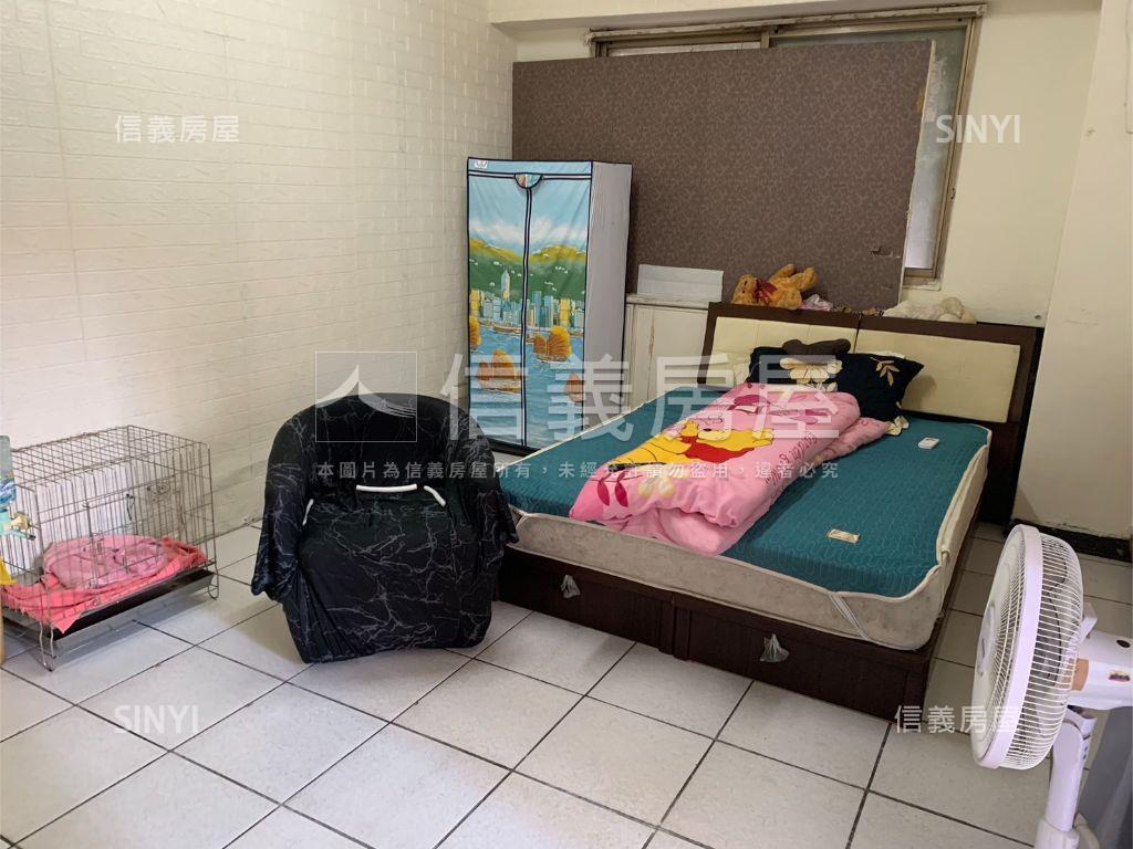 近彰化銀行邊間賺錢樓店房屋室內格局與周邊環境