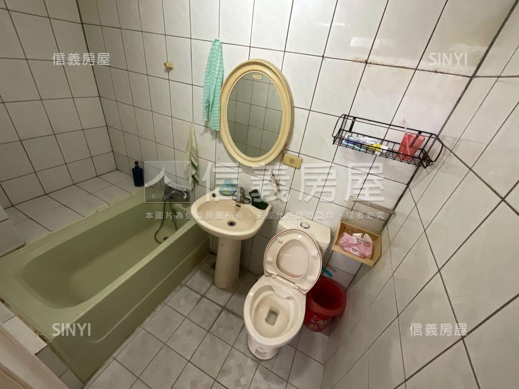 近彰化銀行邊間賺錢樓店房屋室內格局與周邊環境
