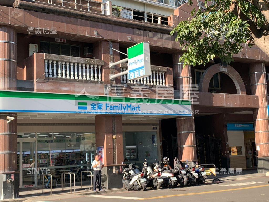 近彰化銀行邊間賺錢樓店房屋室內格局與周邊環境